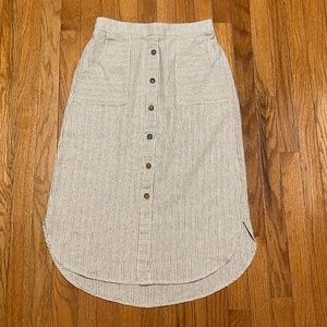 Maurice’s NWOT women’s MIDI Skirt 55% Linen sz XS- fits like SM.